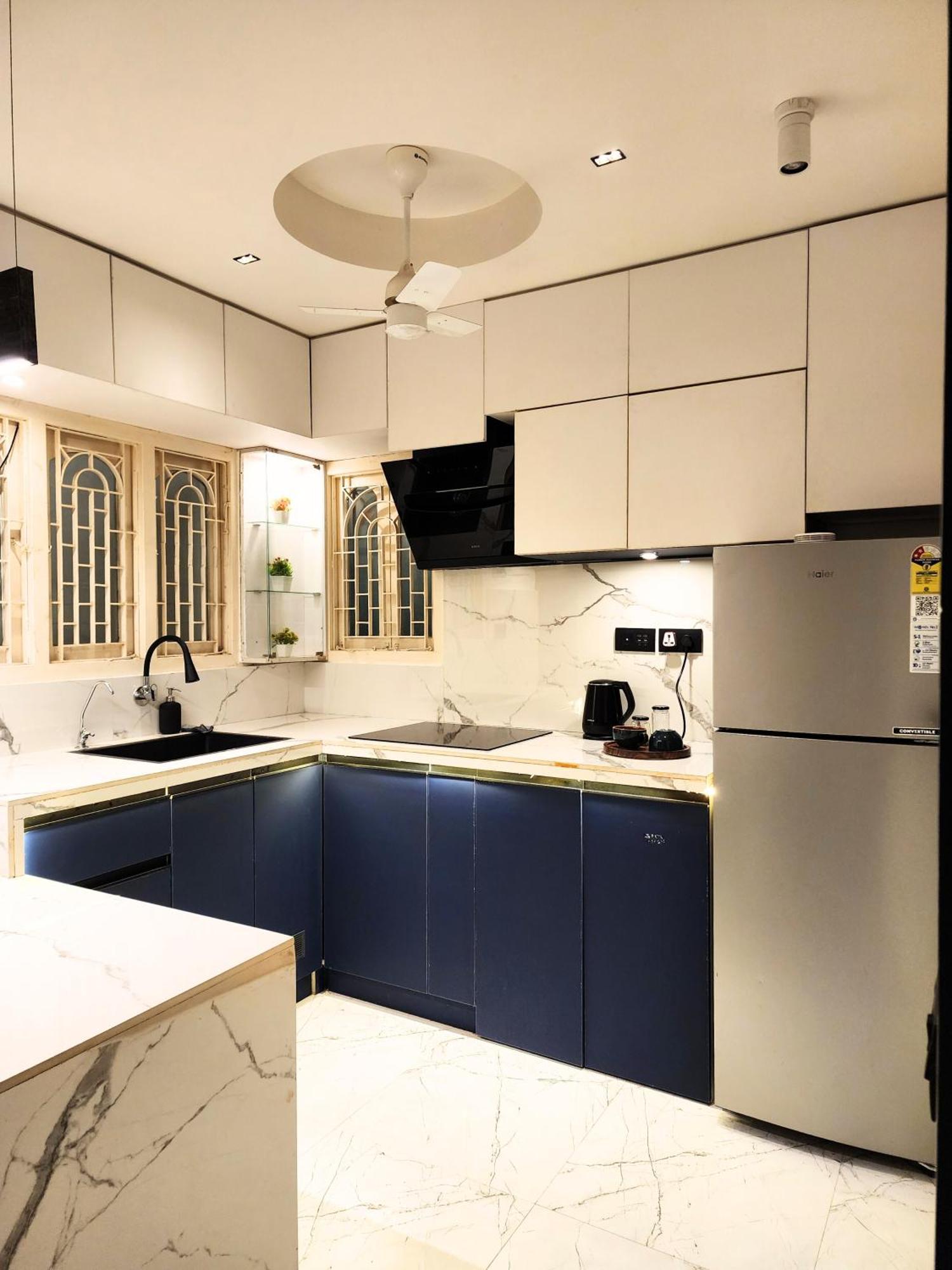 Stylish Comfort Near Airport, Bus And Train *